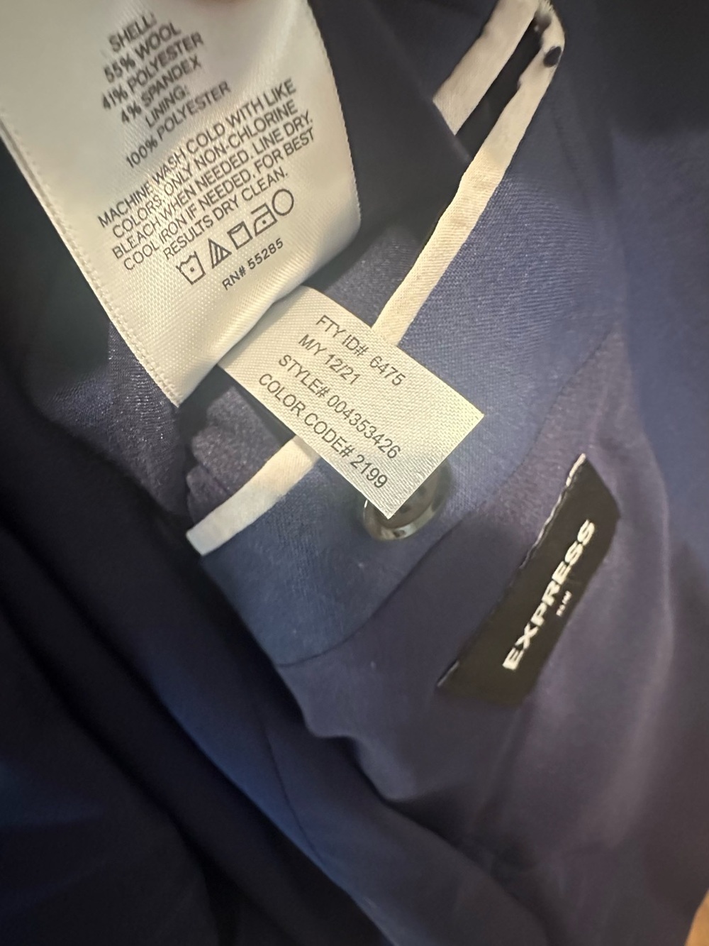 Express Men's Navy Two-Button Blazer - Picture 6 of 6